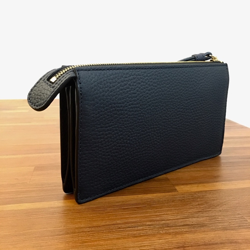 Beautiful Kate Spade Ciara Wristlet - Picture 5 of 8